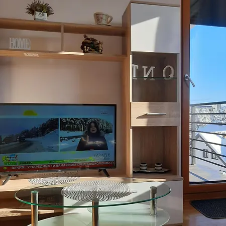 Tio Binis 즐라티보